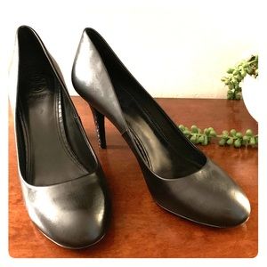 Tory Burch Black Leather Snakeskin Heel Pumps 9.5